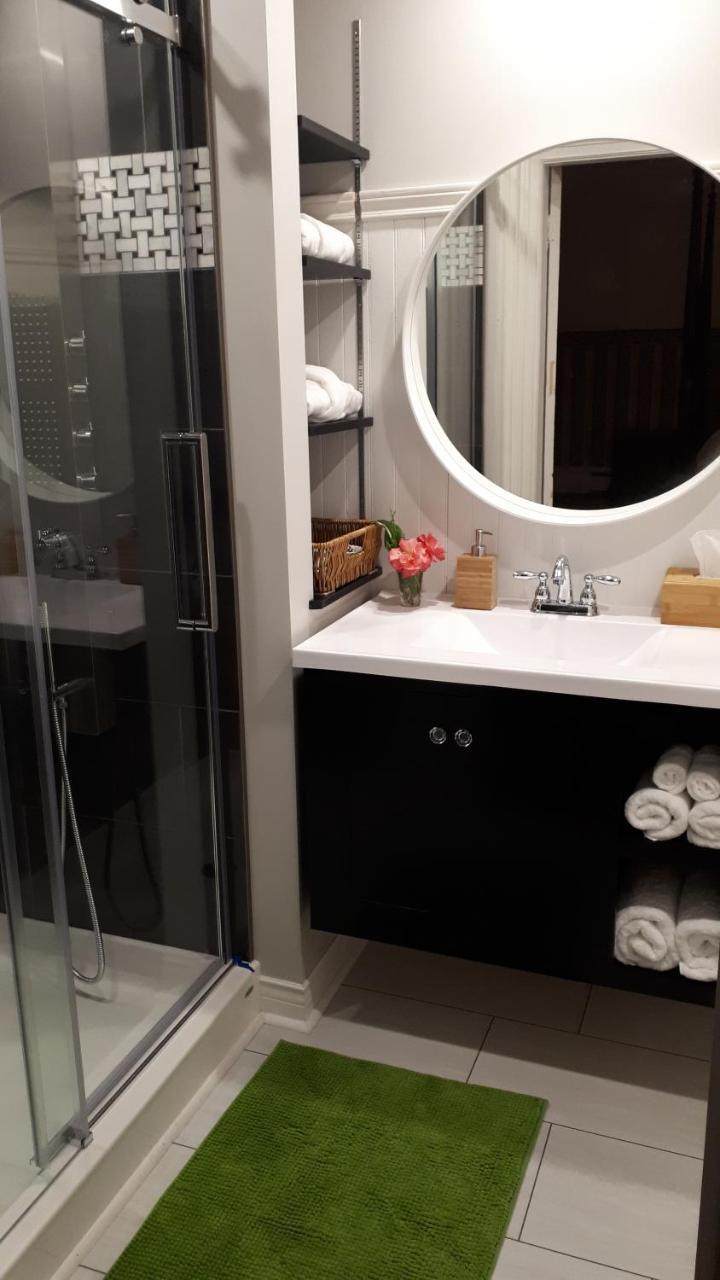 Hillside Landing Couette-café 4*